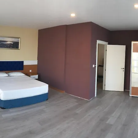 Skyblue Apart Otel
