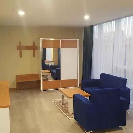 Skyblue Apartahotel